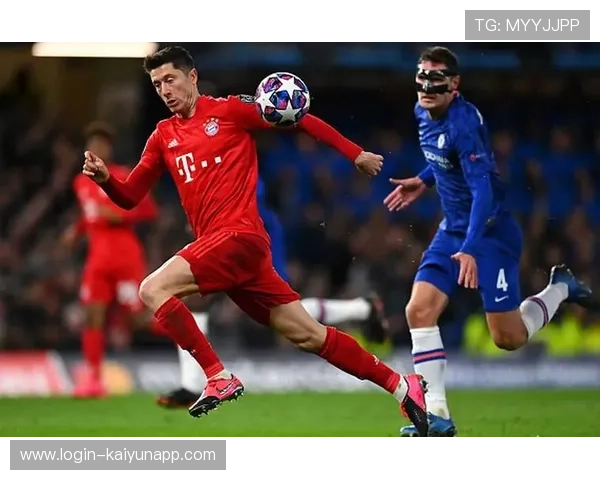 拜仁或在战术板上试探更多攻守平衡的新阵型