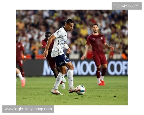 勒沃库森目标锁定法甲多功能中卫，开启欧洲转会新篇章